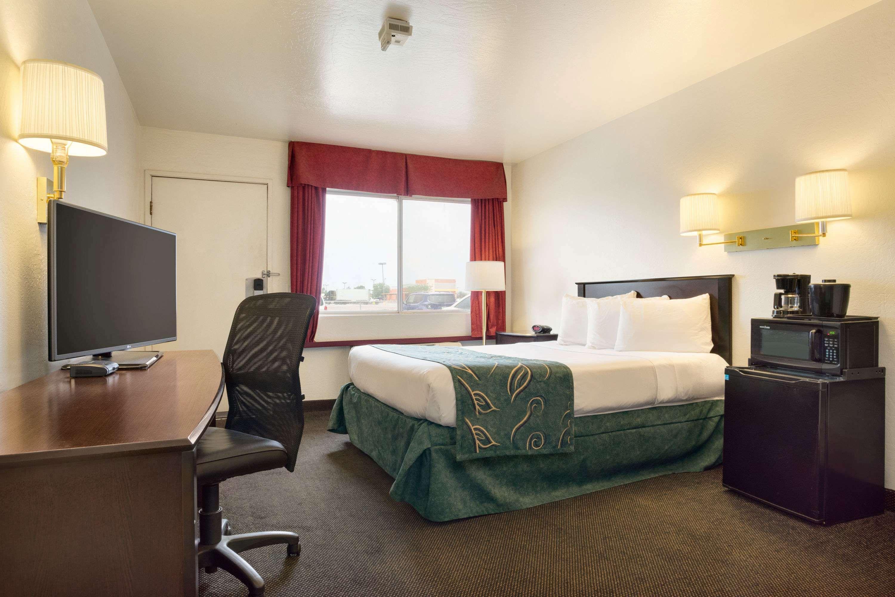 Clarion Pointe Winslow I-40 Екстер'єр фото