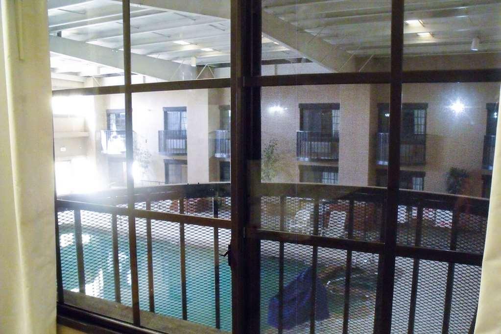 Clarion Pointe Winslow I-40 Номер фото
