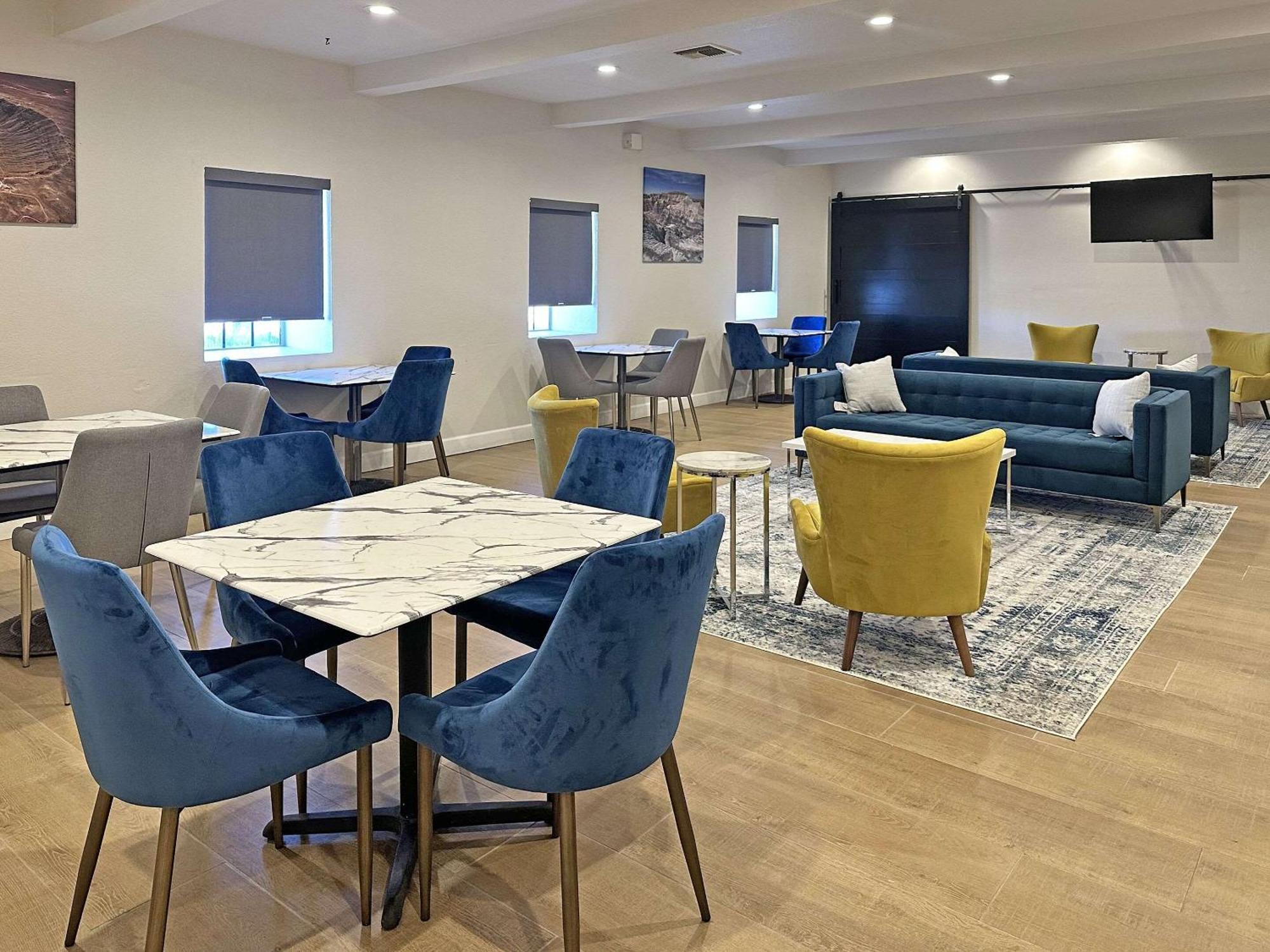 Clarion Pointe Winslow I-40 Екстер'єр фото