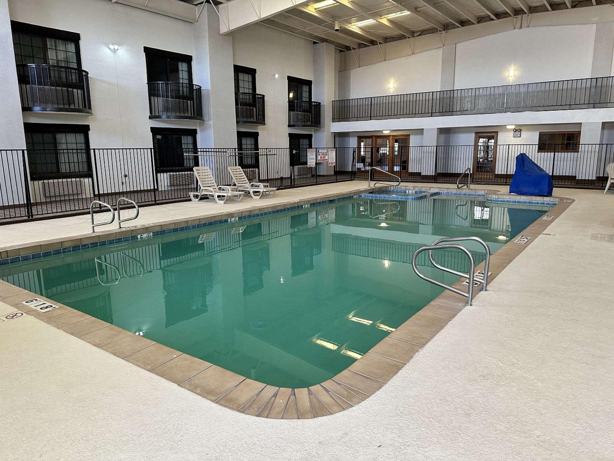 Clarion Pointe Winslow I-40 Екстер'єр фото