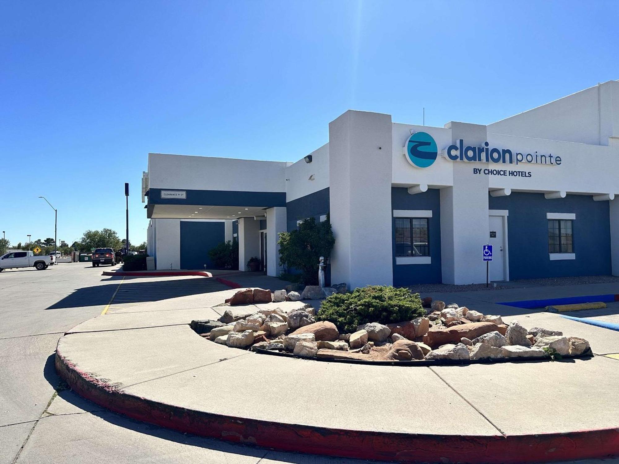 Clarion Pointe Winslow I-40 Екстер'єр фото