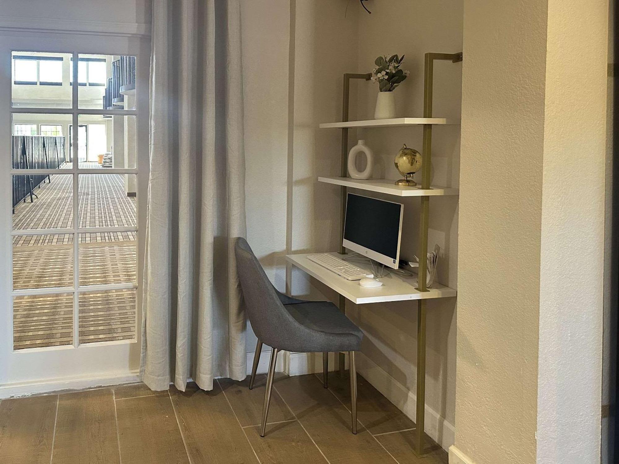Clarion Pointe Winslow I-40 Екстер'єр фото