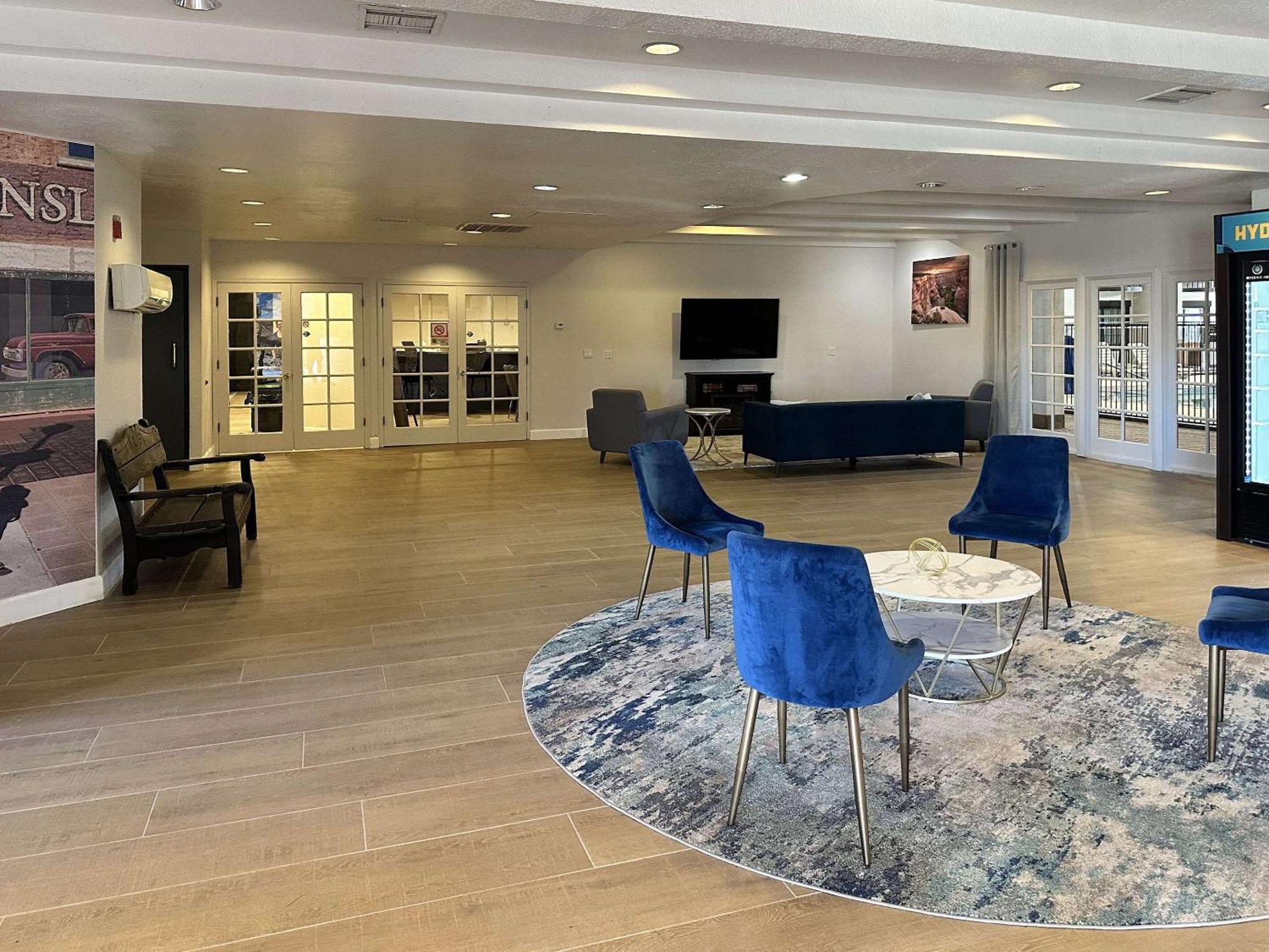 Clarion Pointe Winslow I-40 Екстер'єр фото