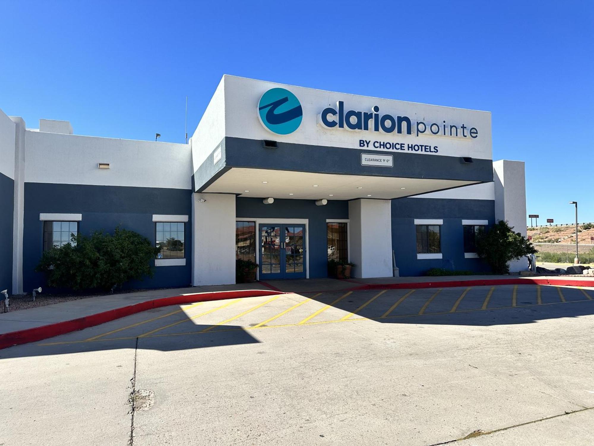 Clarion Pointe Winslow I-40 Екстер'єр фото